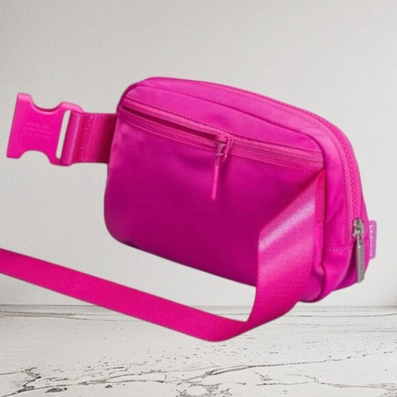 RARE! NEW Lululemon Everywhere Belt Bag (1L)  - SONIC PINK - Dopamine Unisex - Picture 11 of 12
